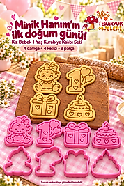 1 Yaş Fiyonklu Kız Bebek Kurabiye Kalıbı Seti Pembe 4 Figür 8 Parça Fiyonklu Bebek Kalp Balonlu Rakam 1 Hediye Pasta Damga Kesici
